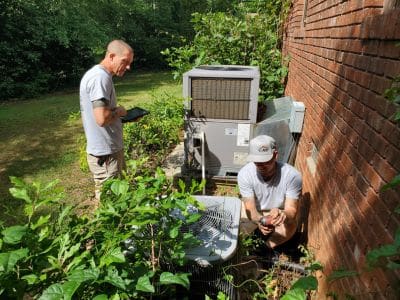 technician team working outside